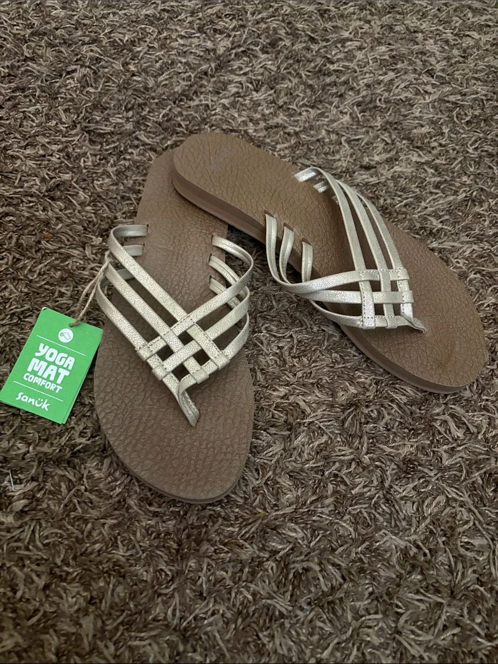 Sanuk Size 10 Women’s Metallic Gold Yoga Mat Sandals